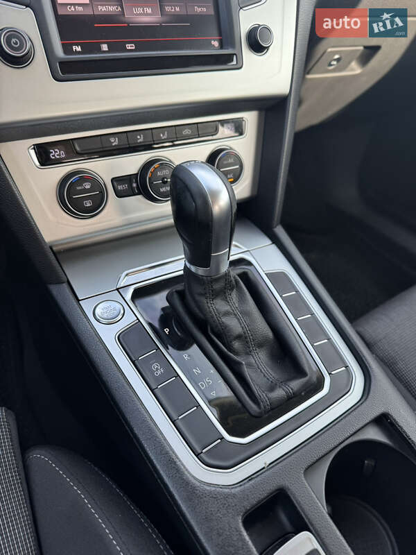 Универсал Volkswagen Passat 2016 в Черновцах фото 32 Универсал Volkswagen Passat 2016 в Черновцах