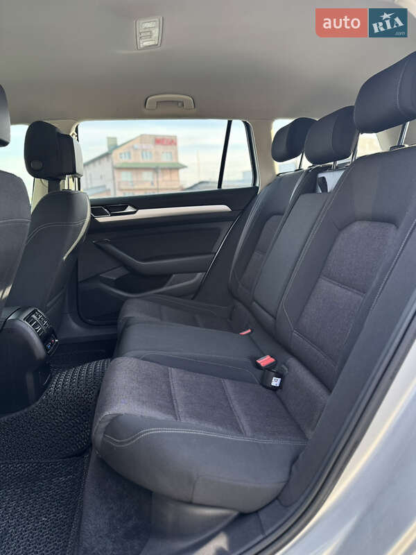 Универсал Volkswagen Passat 2016 в Черновцах фото 43 Универсал Volkswagen Passat 2016 в Черновцах