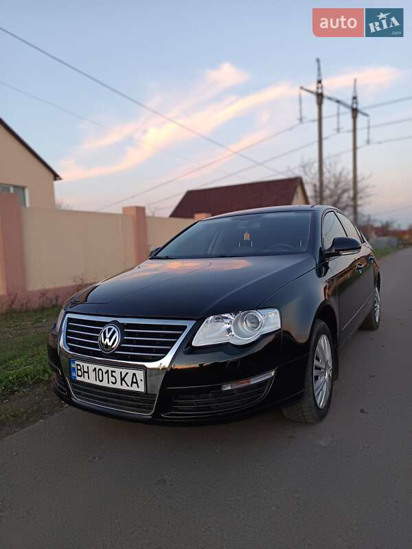 Седан Volkswagen Passat 2008 в Одессе
