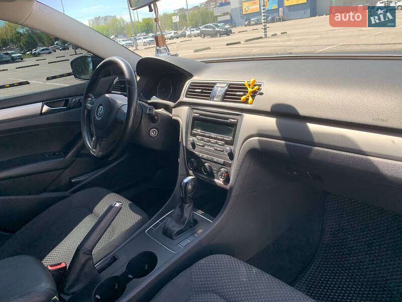 Седан Volkswagen Passat 2012 в Днепре фото 23 Седан Volkswagen Passat 2012 в Днепре