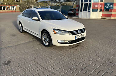 Седан Volkswagen Passat 2012 в Києві