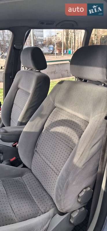 Универсал Volkswagen Passat 2000 в Николаеве