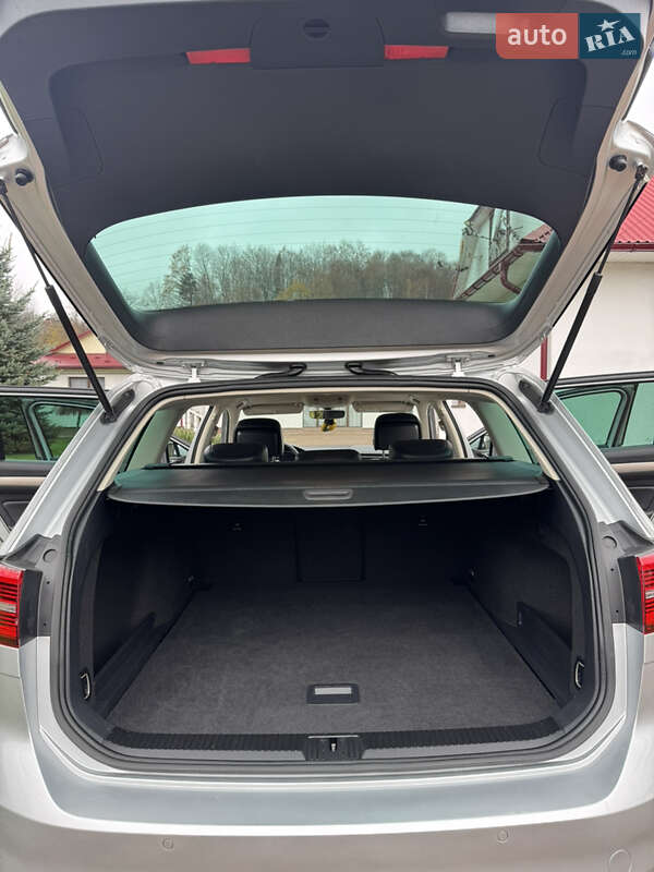 Универсал Volkswagen Passat 2015 в Коломые