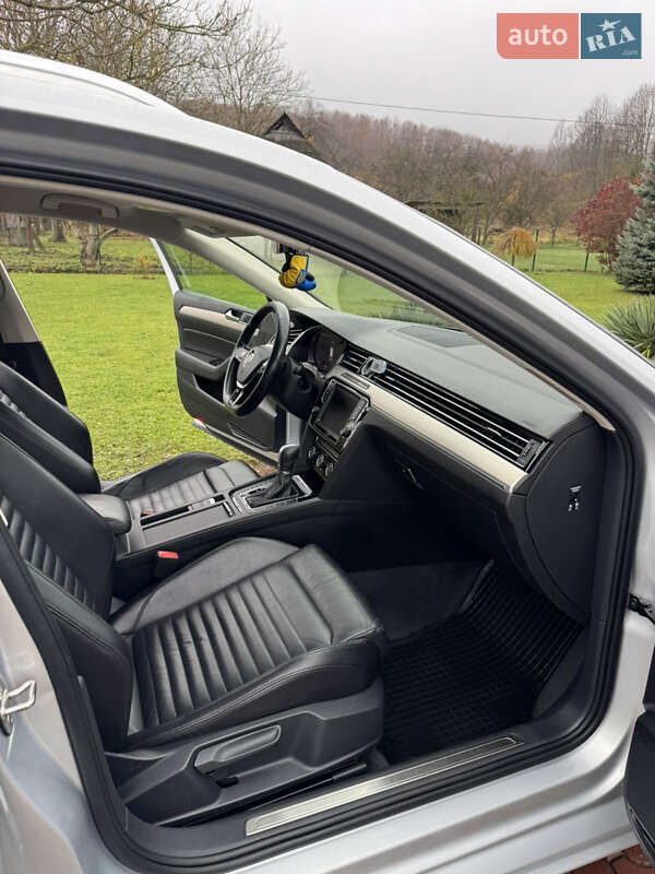 Универсал Volkswagen Passat 2015 в Коломые