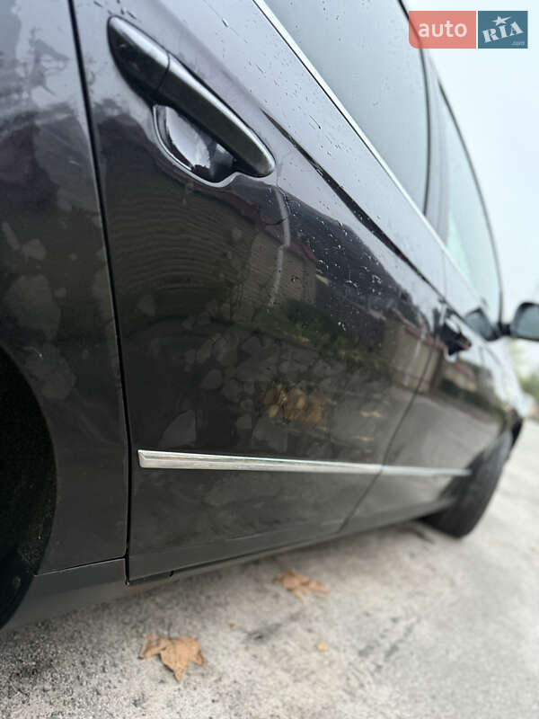 Универсал Volkswagen Passat 2006 в Киеве