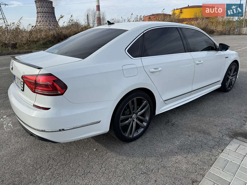 Седан Volkswagen Passat 2016 в Харькове фото 11 Седан Volkswagen Passat 2016 в Харькове