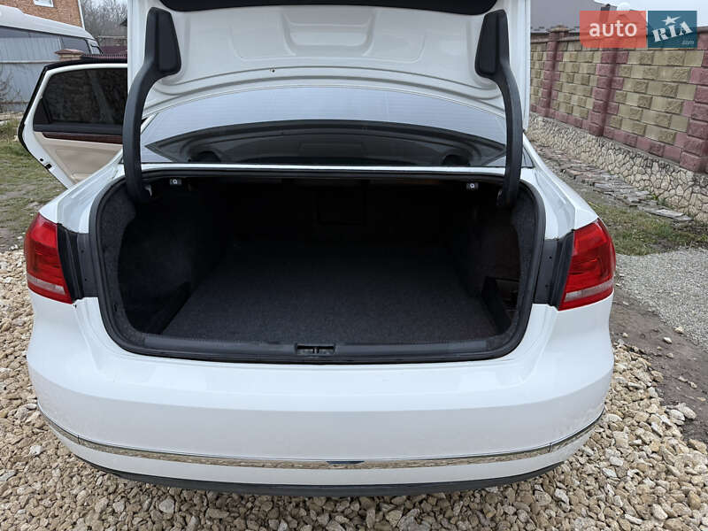 Седан Volkswagen Passat 2012 в Тернополе фото 28 Седан Volkswagen Passat 2012 в Тернополе