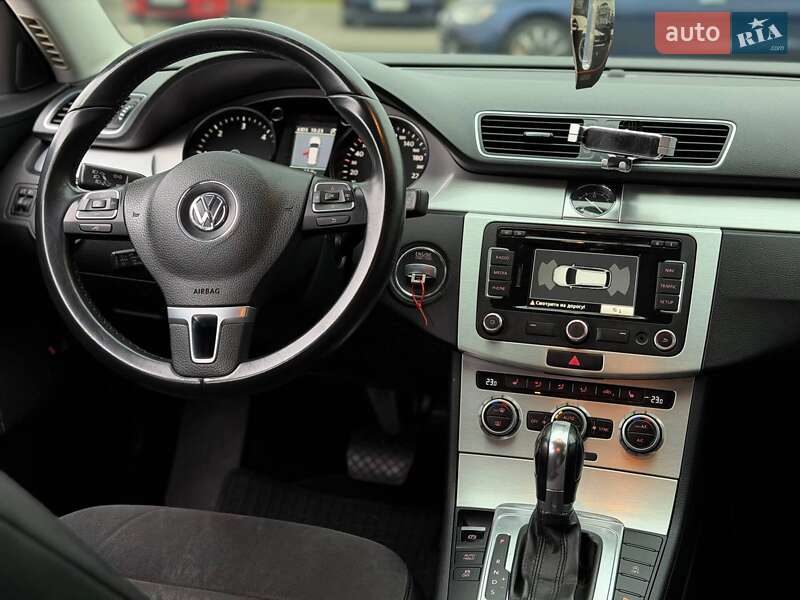Универсал Volkswagen Passat 2013 в Кривом Роге