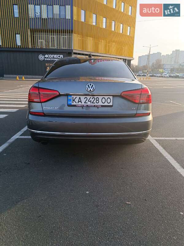 Седан Volkswagen Passat 2016 в Киеве