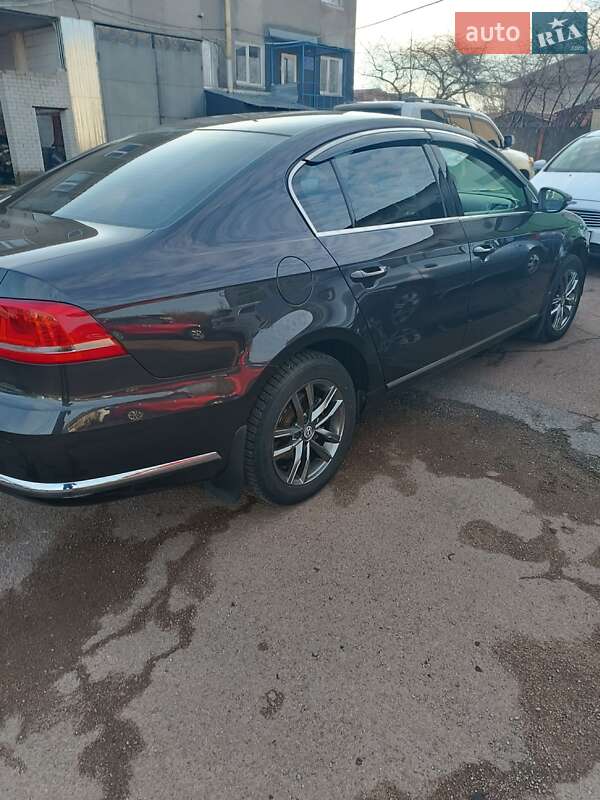 Седан Volkswagen Passat 2011 в Житомире фото 14 Седан Volkswagen Passat 2011 в Житомире