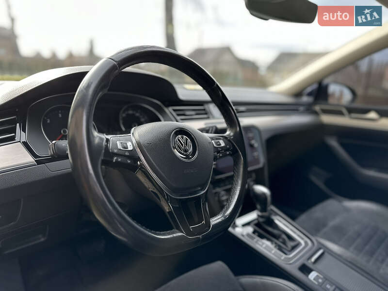 Универсал Volkswagen Passat 2017 в Тернополе