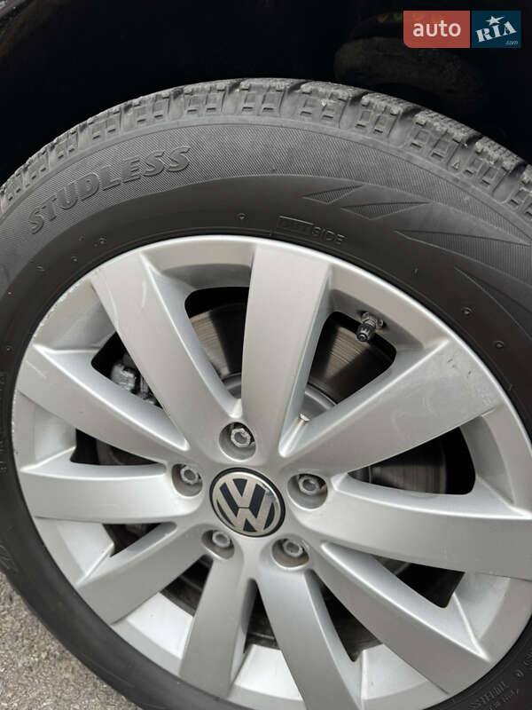 Универсал Volkswagen Passat 2014 в Виннице