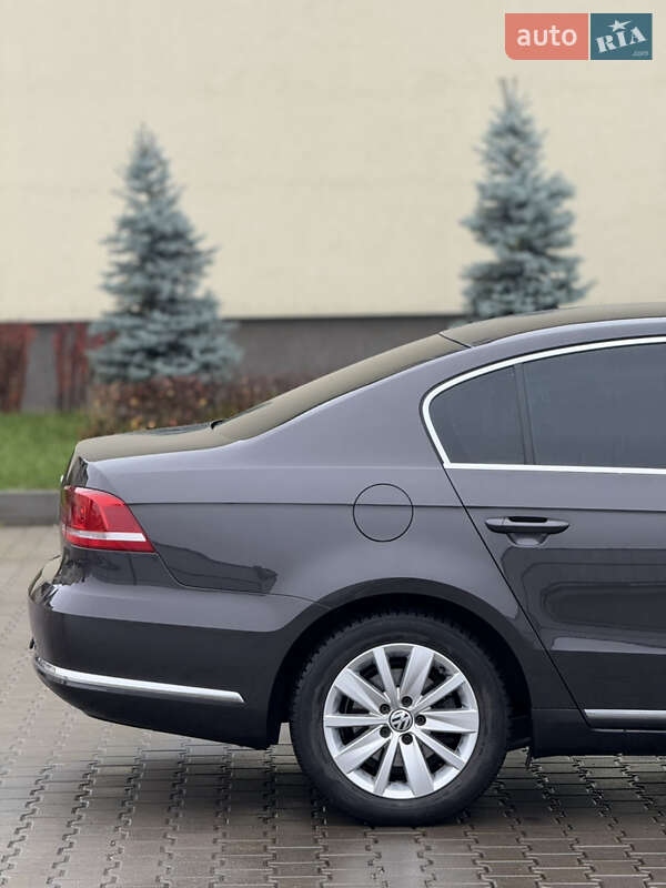 Седан Volkswagen Passat 2011 в Луцке фото 17 Седан Volkswagen Passat 2011 в Луцке