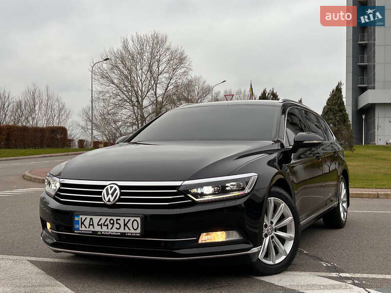 Универсал Volkswagen Passat 2017 в Киеве фото 69 Универсал Volkswagen Passat 2017 в Киеве