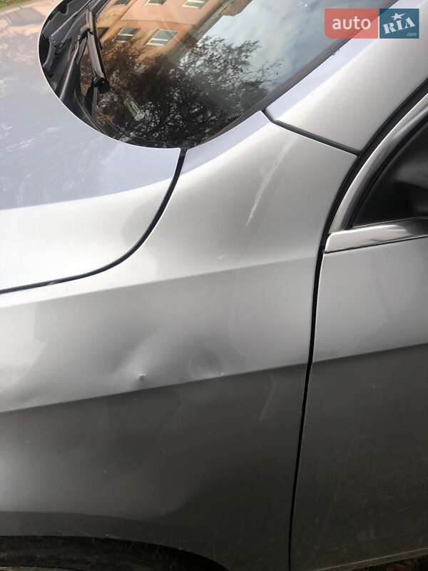 Универсал Volkswagen Passat 2011 в Нововолынске