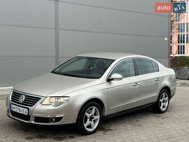 Седан Volkswagen Passat 2007 в Киеве