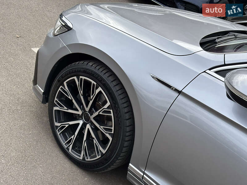Универсал Volkswagen Passat 2020 в Киеве фото 8 Универсал Volkswagen Passat 2020 в Киеве
