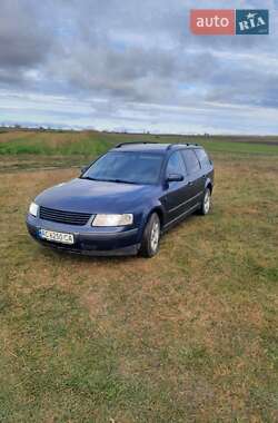Универсал Volkswagen Passat 1998 в Сарнах