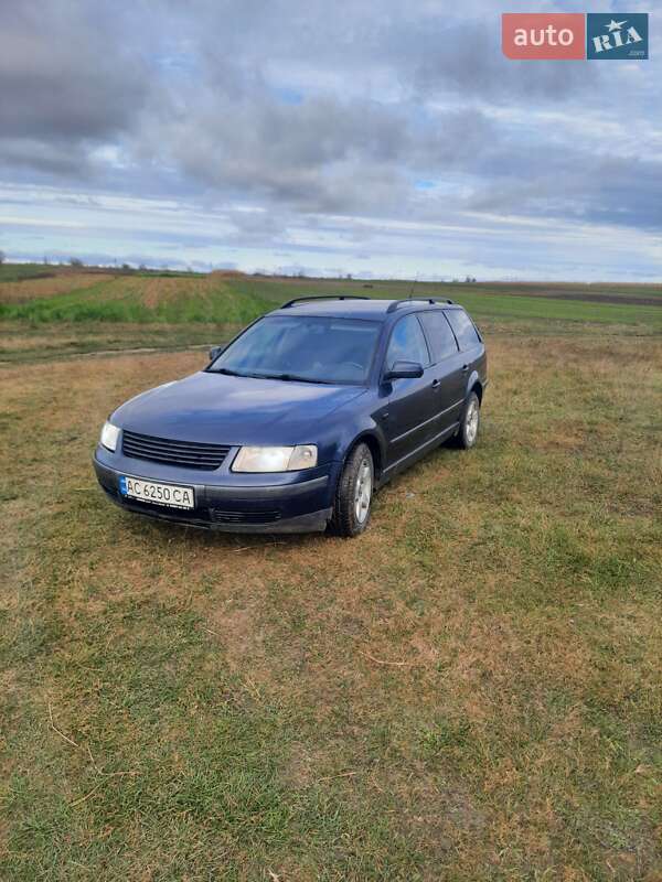 Универсал Volkswagen Passat 1998 в Сарнах