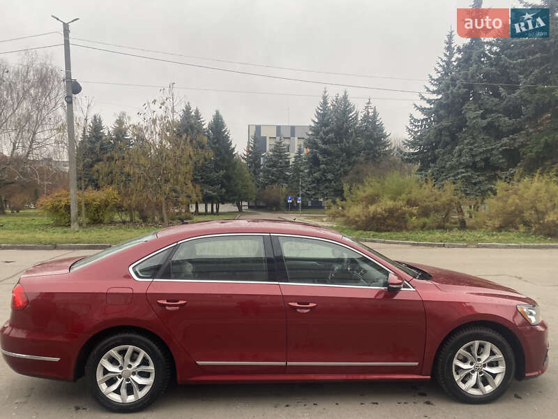 Седан Volkswagen Passat 2015 в Житомире фото 3 Седан Volkswagen Passat 2015 в Житомире