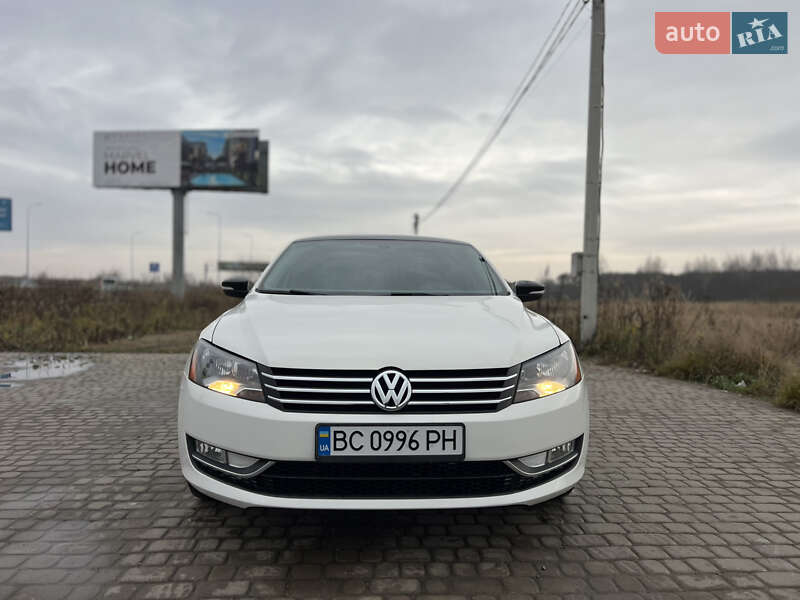Седан Volkswagen Passat 2014 в Львове