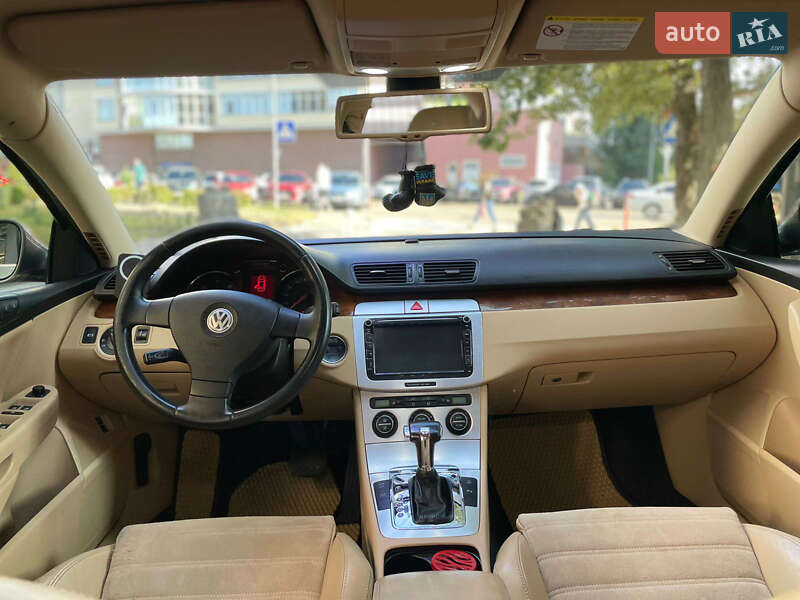 Седан Volkswagen Passat 2006 в Киеве