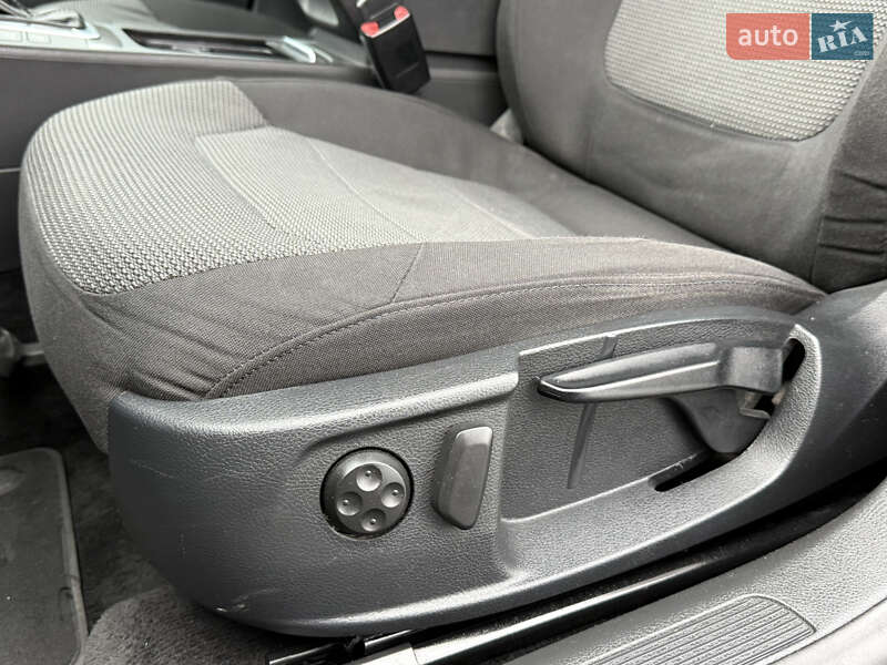 Универсал Volkswagen Passat 2014 в Стрые