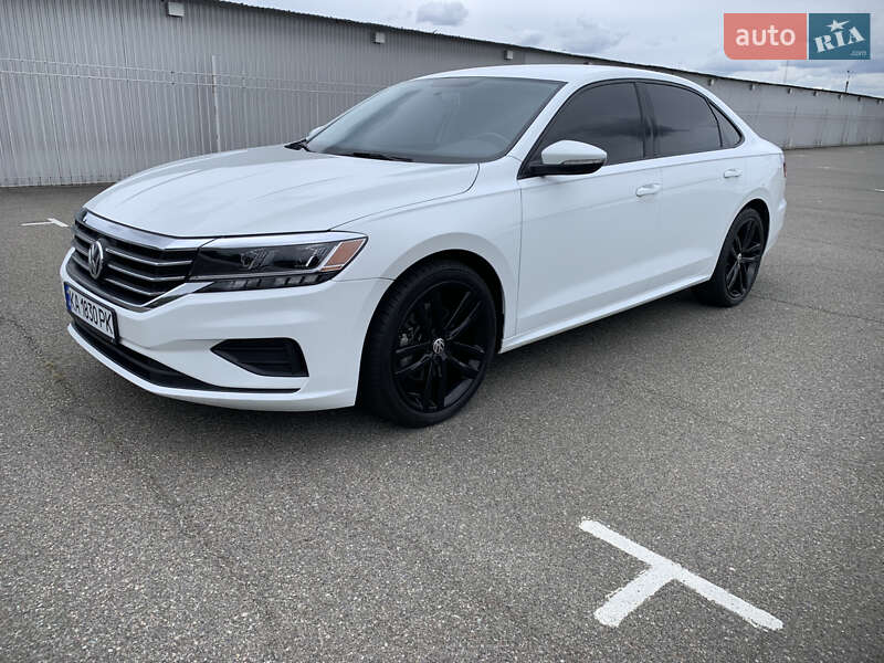 Седан Volkswagen Passat 2019 в Киеве