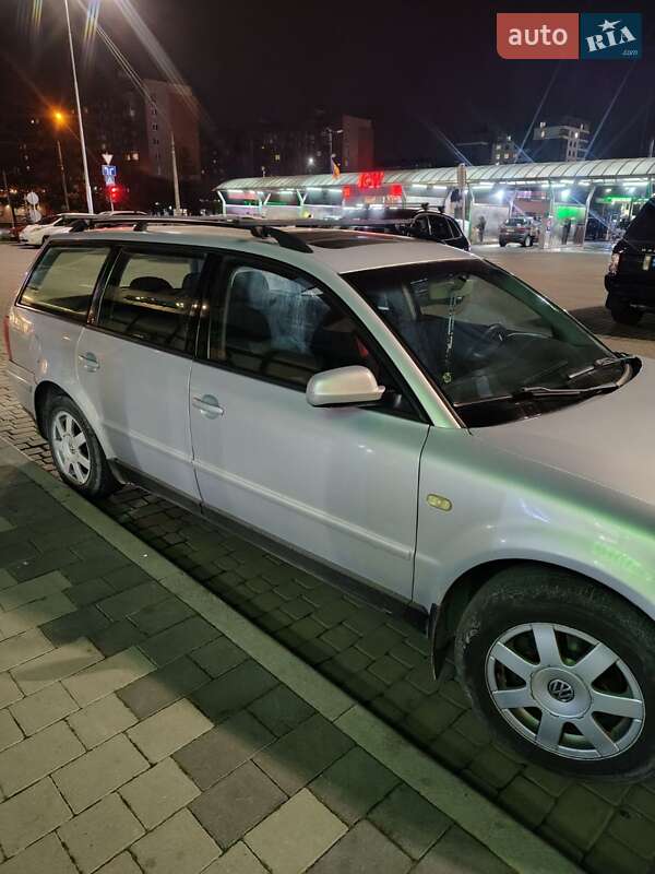 Універсал Volkswagen Passat 2000 в Івано-Франківську
