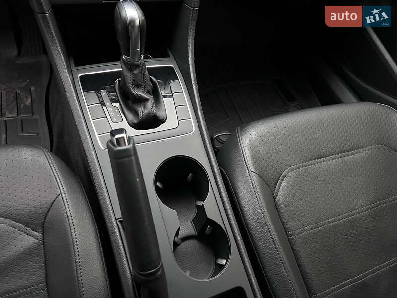 Седан Volkswagen Passat 2014 в Малине