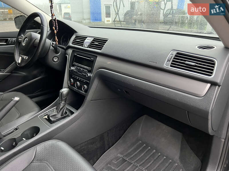 Седан Volkswagen Passat 2014 в Малине