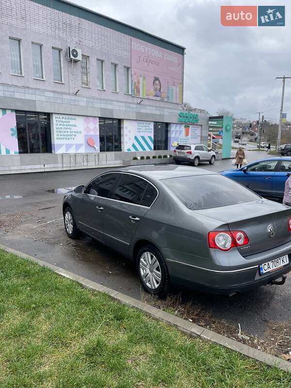 Седан Volkswagen Passat 2006 в Умани