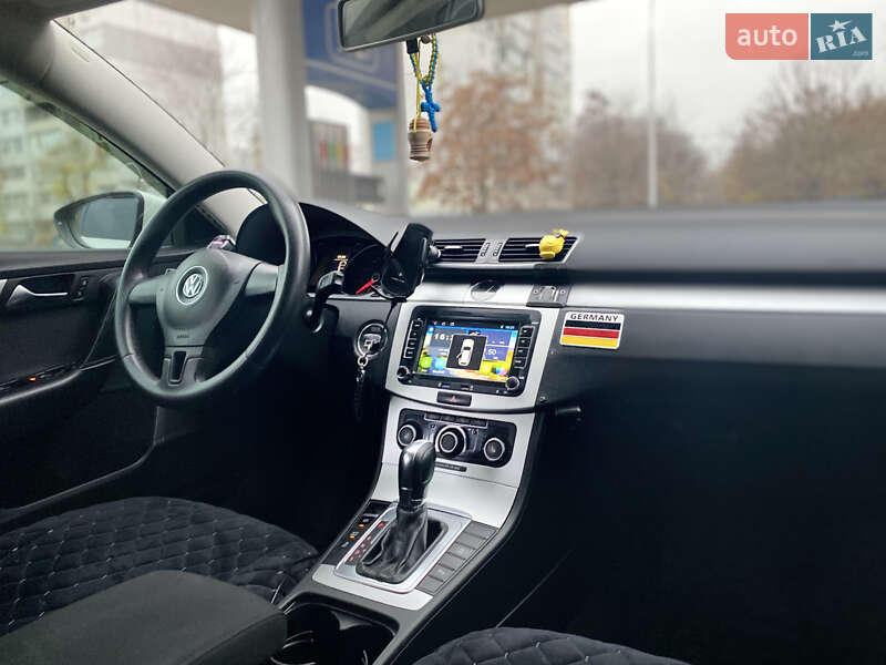 Универсал Volkswagen Passat 2013 в Николаеве