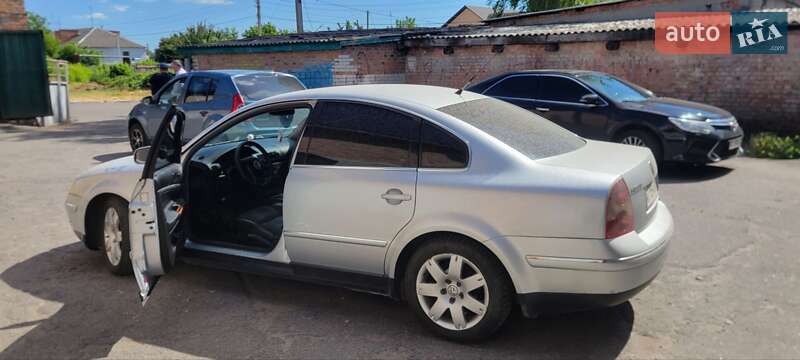 Седан Volkswagen Passat 2001 в Ракитном фото Седан Volkswagen Passat 2001 в Ракитном