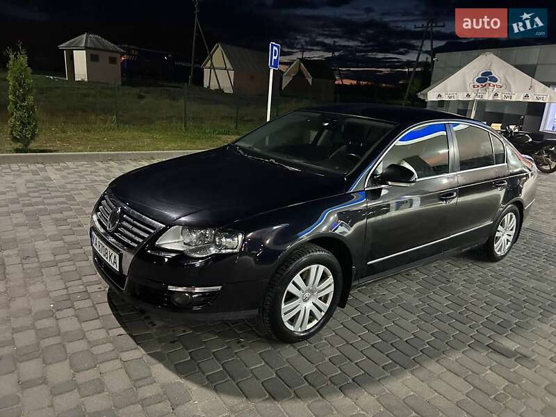 Седан Volkswagen Passat 2009 в Рокитном