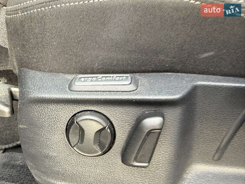 Универсал Volkswagen Passat 2016 в Стрые