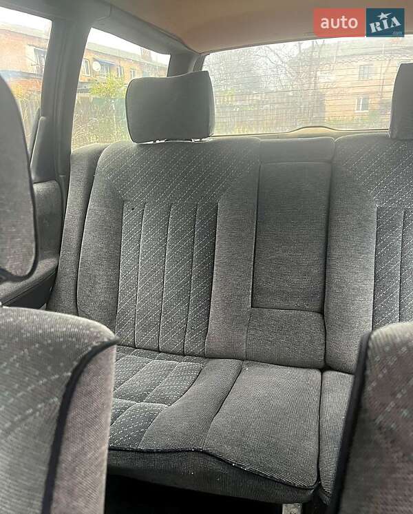 Универсал Volkswagen Passat 1992 в Полтаве фото 6 Универсал Volkswagen Passat 1992 в Полтаве