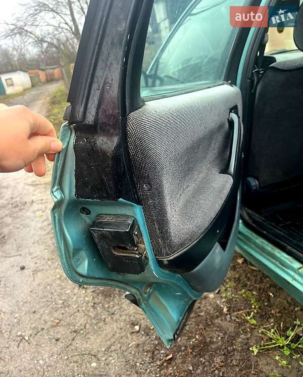 Универсал Volkswagen Passat 1992 в Полтаве фото 10 Универсал Volkswagen Passat 1992 в Полтаве