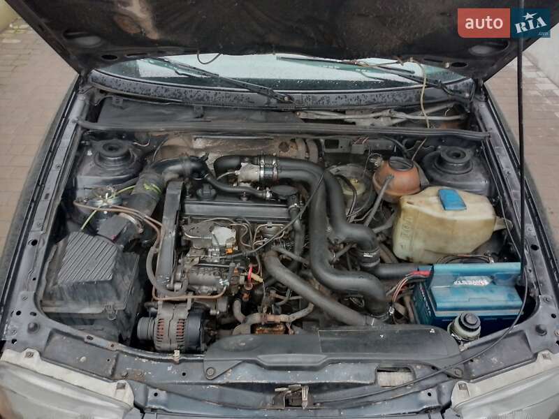 Седан Volkswagen Passat 1994 в Городке фото 3 Седан Volkswagen Passat 1994 в Городке