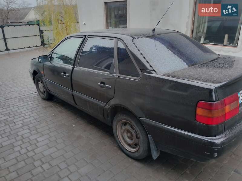 Седан Volkswagen Passat 1994 в Городке фото 10 Седан Volkswagen Passat 1994 в Городке