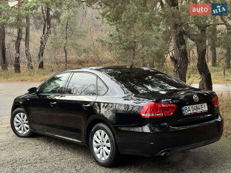 Седан Volkswagen Passat 2014 в Киеве
