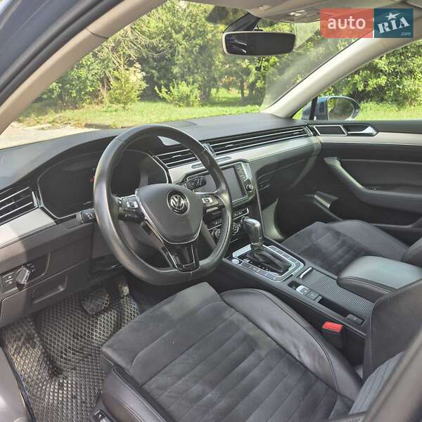 Универсал Volkswagen Passat 2015 в Тернополе