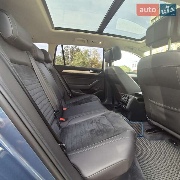 Универсал Volkswagen Passat 2015 в Тернополе