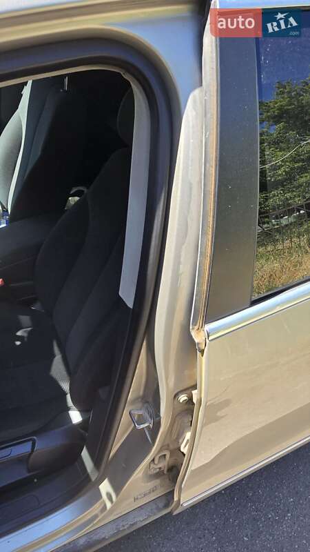 Седан Volkswagen Passat 2006 в Киеве