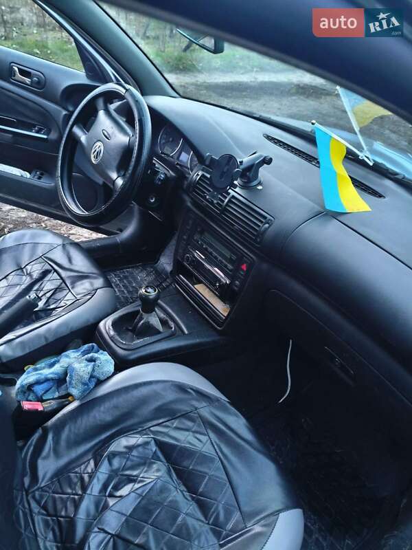 Седан Volkswagen Passat 2002 в Вінниці