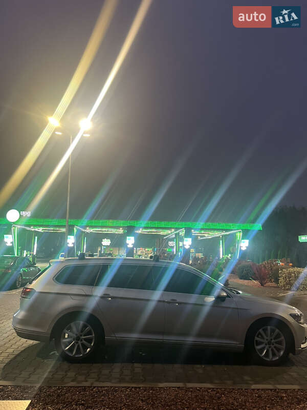 Универсал Volkswagen Passat 2014 в Хмельницком