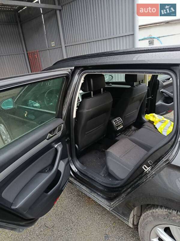 Универсал Volkswagen Passat 2018 в Шепетовке