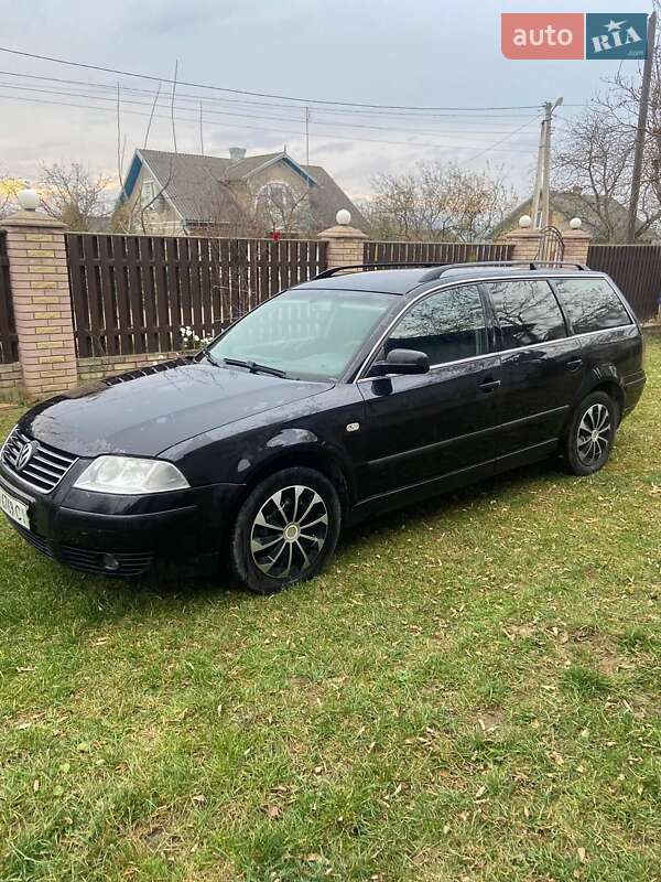 Универсал Volkswagen Passat 2002 в Сторожинце