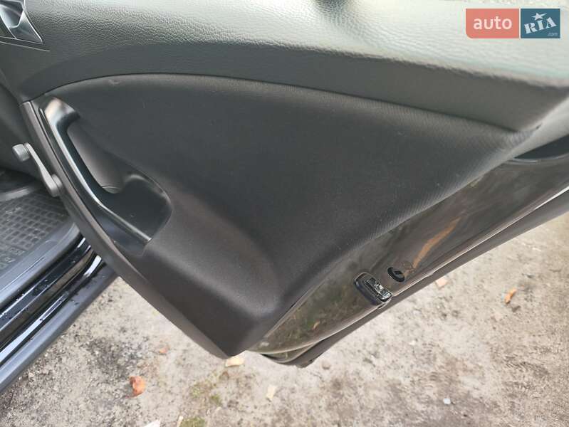 Седан Volkswagen Passat 2008 в Киеве фото 29 Седан Volkswagen Passat 2008 в Киеве