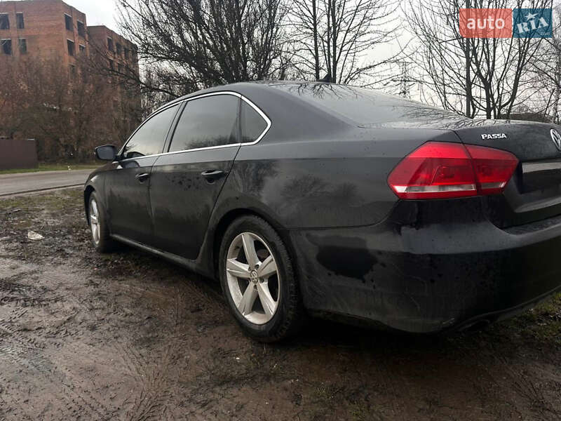 Седан Volkswagen Passat 2013 в Сумах